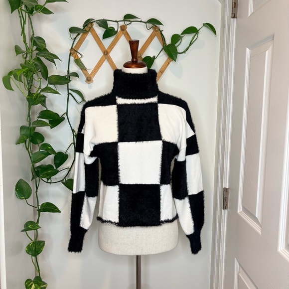 STAUD Benny Checkerboard Turtleneck Sweater - Picture 2 of 12